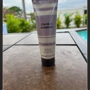 Mary Kay Chase a Rainbow Shower Gel - Purple and White